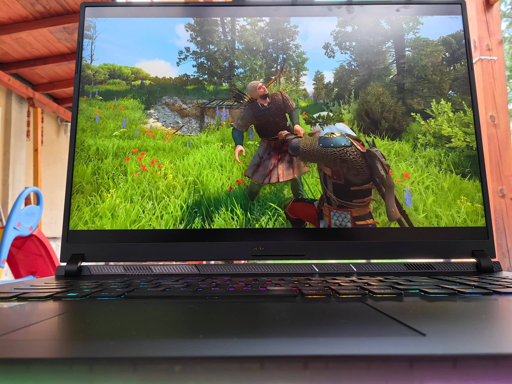 Asus ROG Strix Scar 18 – тежката артилерия в гейминга
