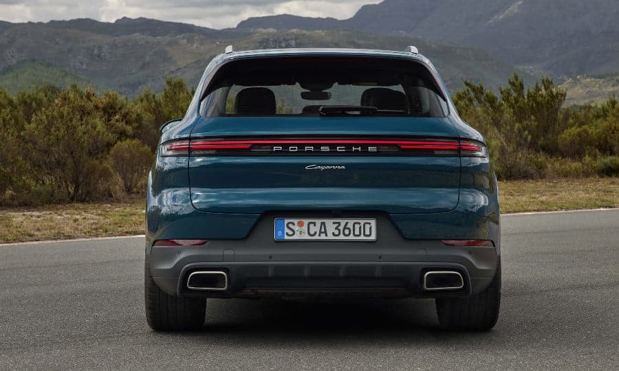 Новият Porsche Cayenne получава повече мощност и цифров интериор