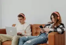 Проучване показва, че YouTube препоръчва на младите геймъри видеоклипове с оръжия и насилие
