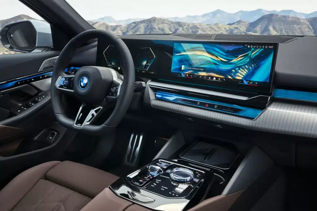 Новата „петица“ на BMW е тук!