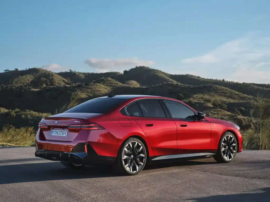 Новата „петица“ на BMW е тук!