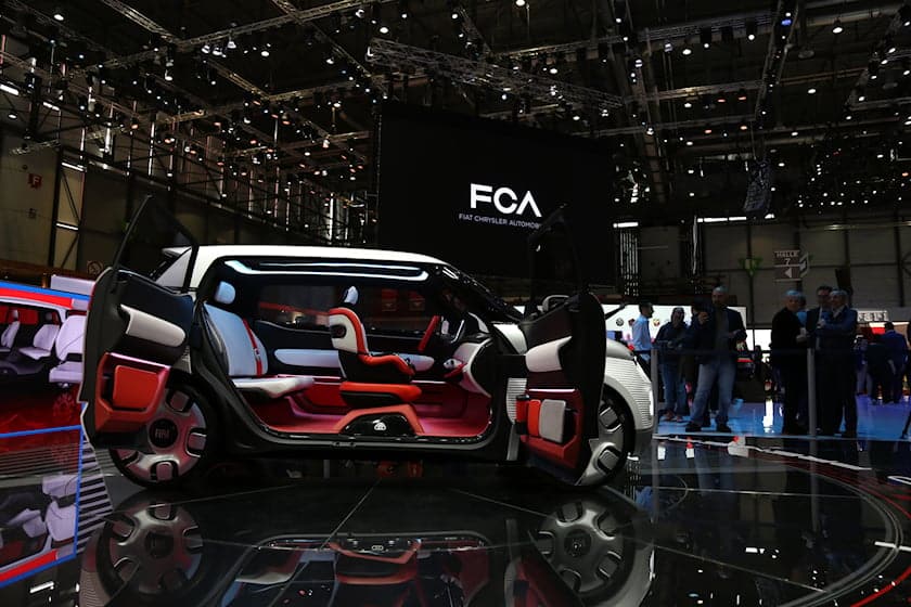 Легендарната писта на покрива на FIAT влиза в новите им модели. Италианците имат големи планове за електрическото си бъдеще