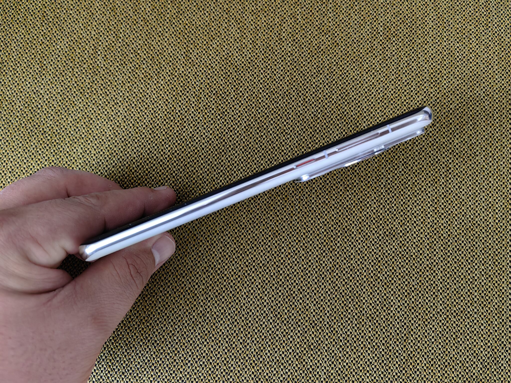 Huawei P60 Pro – премиум фото флагман с уникален дизайн