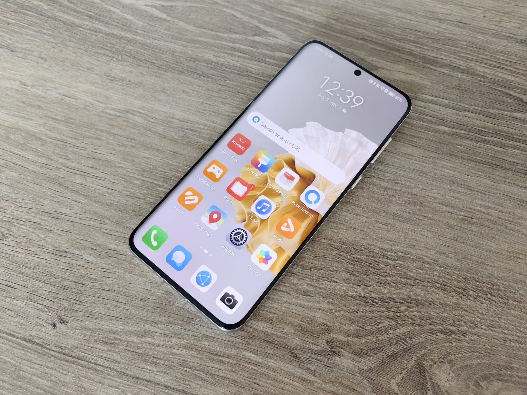 Huawei P60 Pro – премиум фото флагман с уникален дизайн