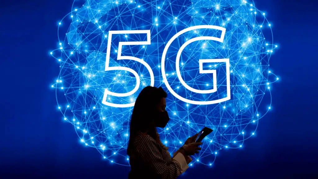 Открита е първата 5.5G базова станция в Пекин с 10 пъти по-висока скорост от 5G