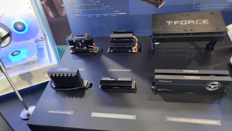 TeamGroup показа на Computex пълноценно течно охлаждане със 120-мм радиатор за PCIe 5.0 SSD