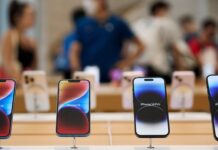 Apple настоява доставчиците да разработят наистина „безрамкови“ дисплеи за iPhone