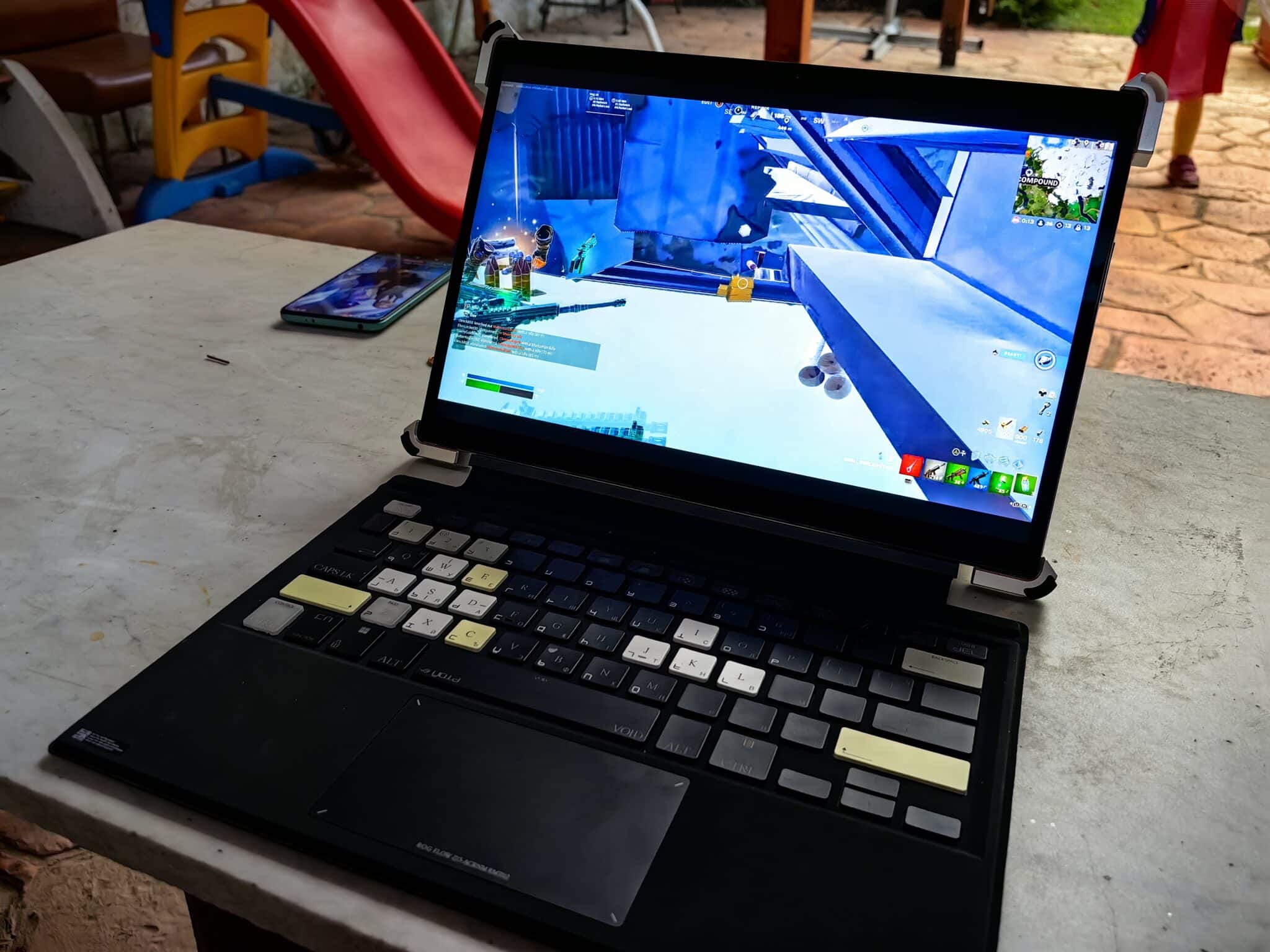 Asus ROG Flow Z13 ACRONYM – супер мощен геймърски лаптоп/таблет с уникална външност