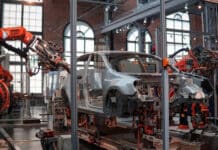 Препълване на дисковото пространство доведе до спиране на всички заводи на Toyota в Япония