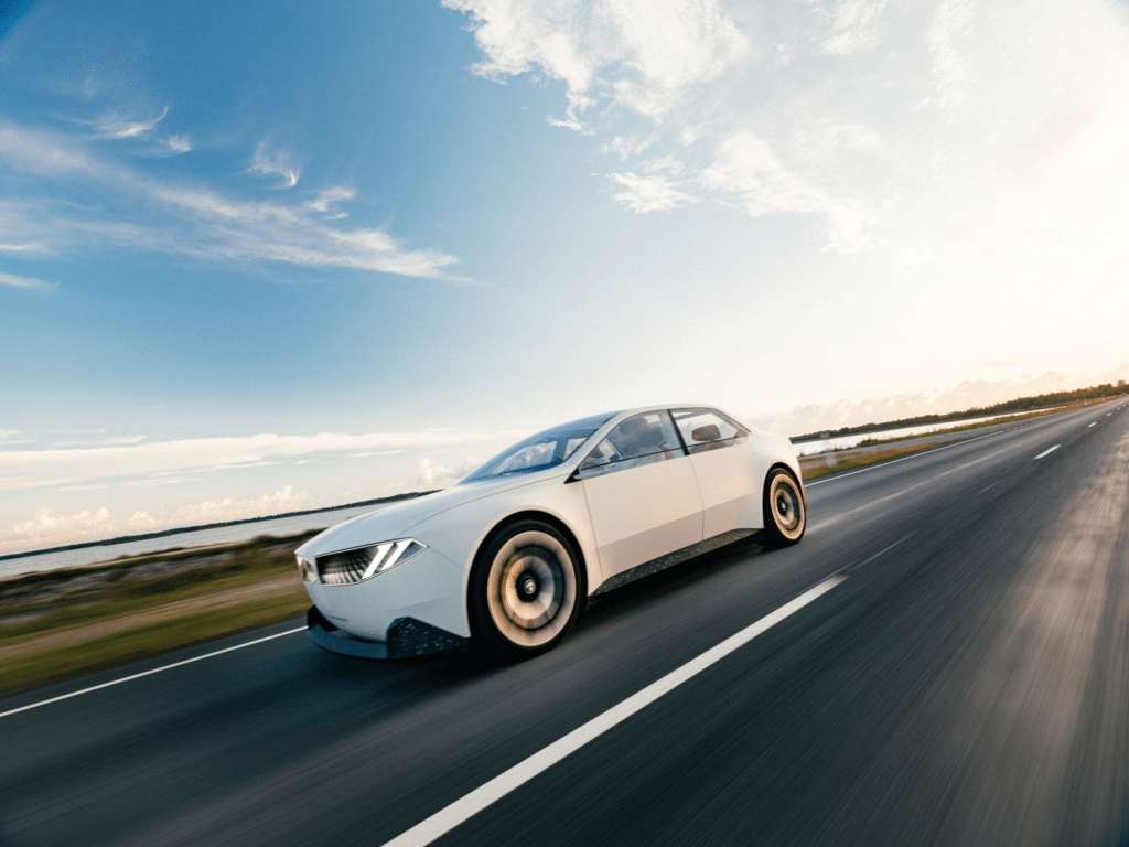BMW представи Vision Neue Klasse – концептуален електромобил, с който компанията поставя началото на нова ера на електромобилите