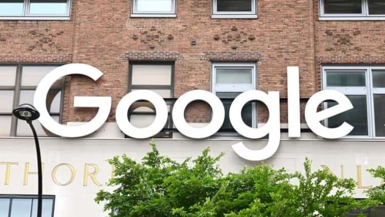 Днес започва решаващият антитръстов процес срещу Google – компанията е обвинена, че е завладяла пазара на онлайн търсенето