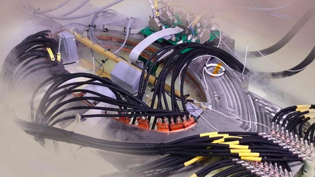 Термоядреният синтез е близо: Магнитната система Demo4 на Tokamak Energy успешно премина ключови криогенни тестове