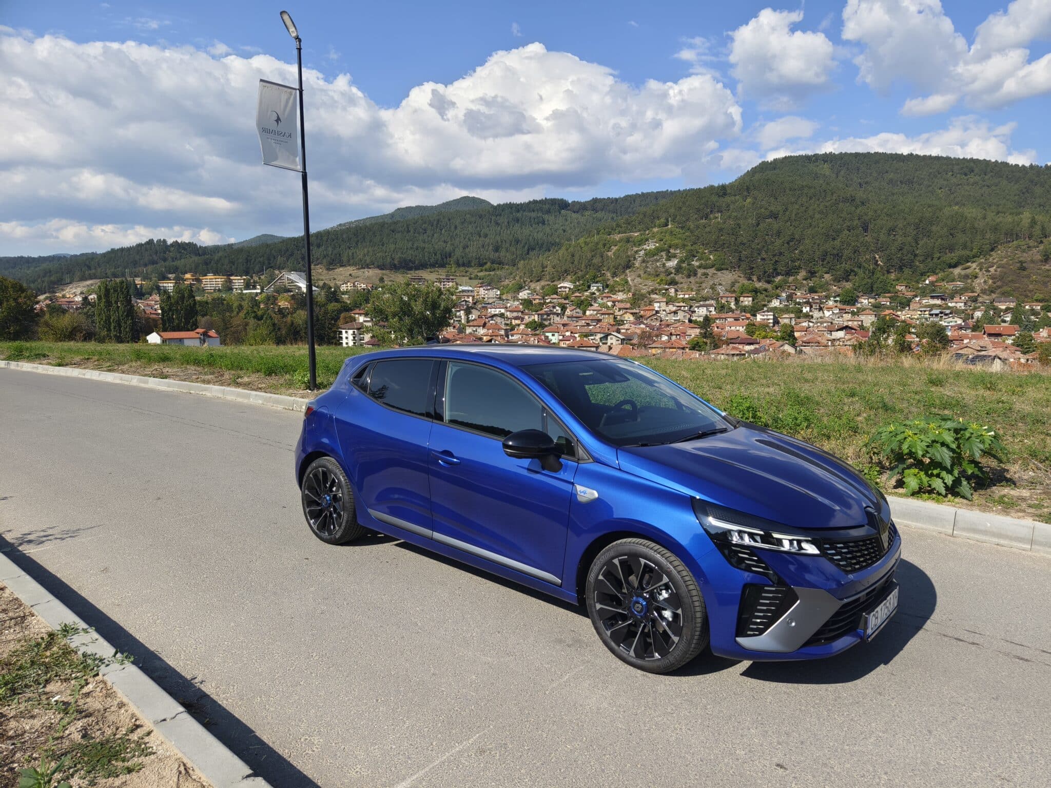 Шофирме Renault Clio 1.6 E-Tech Full Hybrid 145 – наелектризирана класика