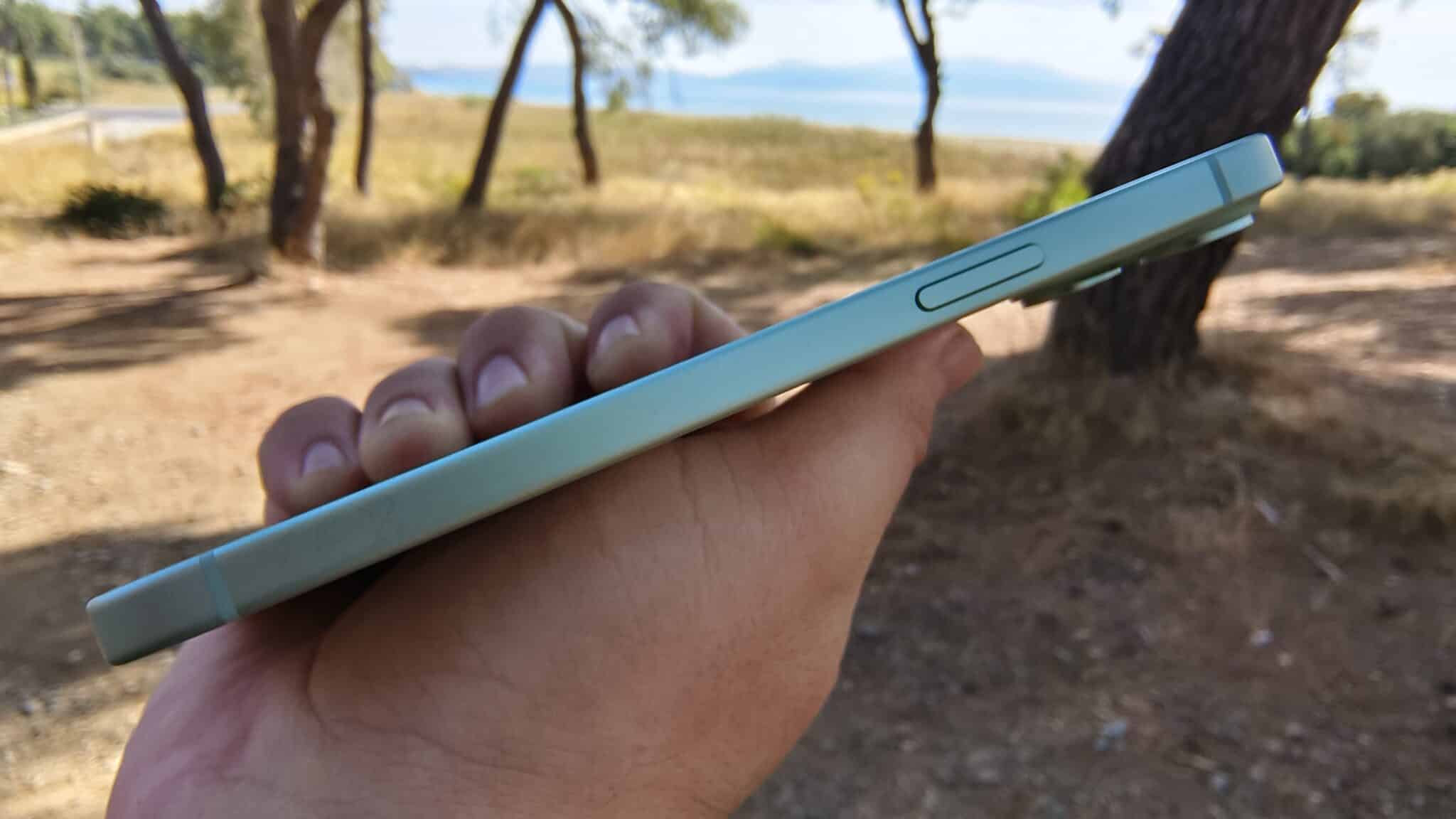 Apple iPhone 15 Plus: Голям екран и рекордно дълъг живот на батерията