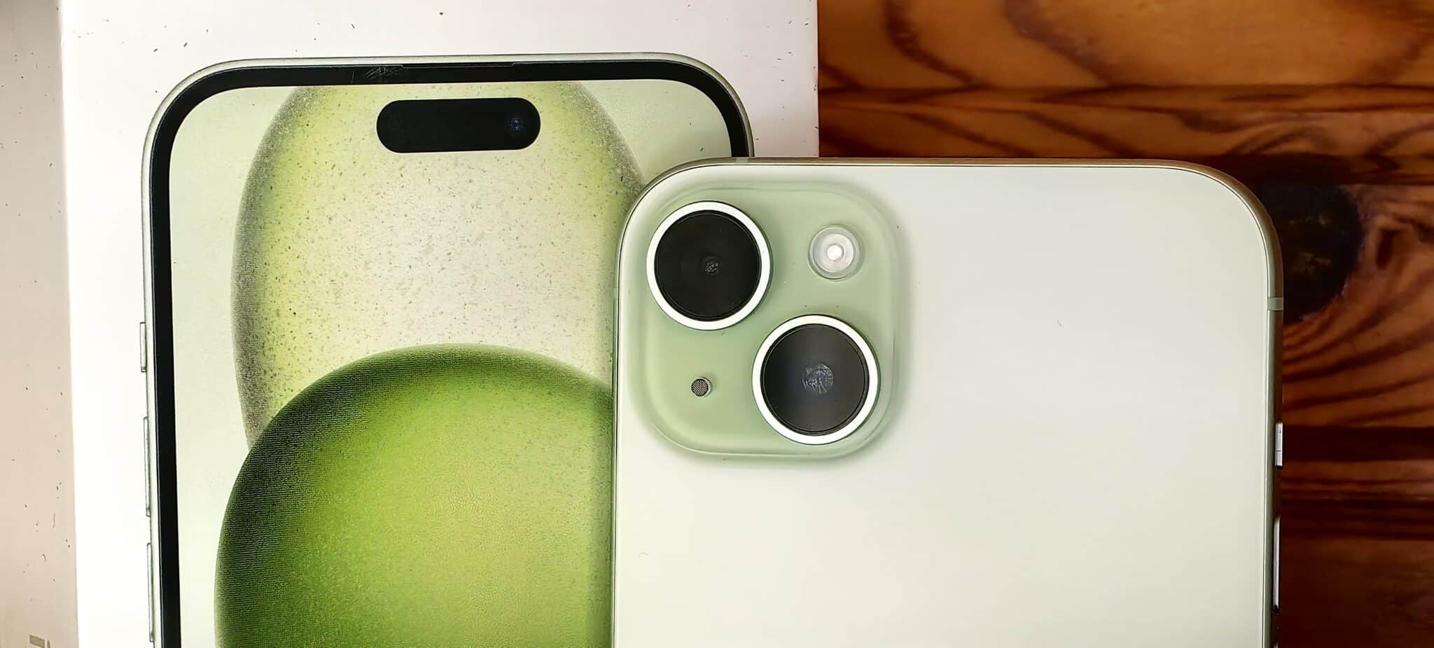 Apple iPhone 15 Plus: Голям екран и рекордно дълъг живот на батерията