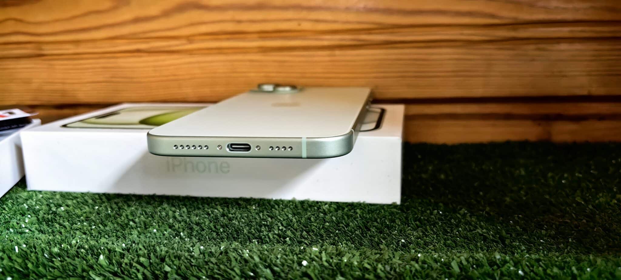 Apple iPhone 15 Plus: Голям екран и рекордно дълъг живот на батерията