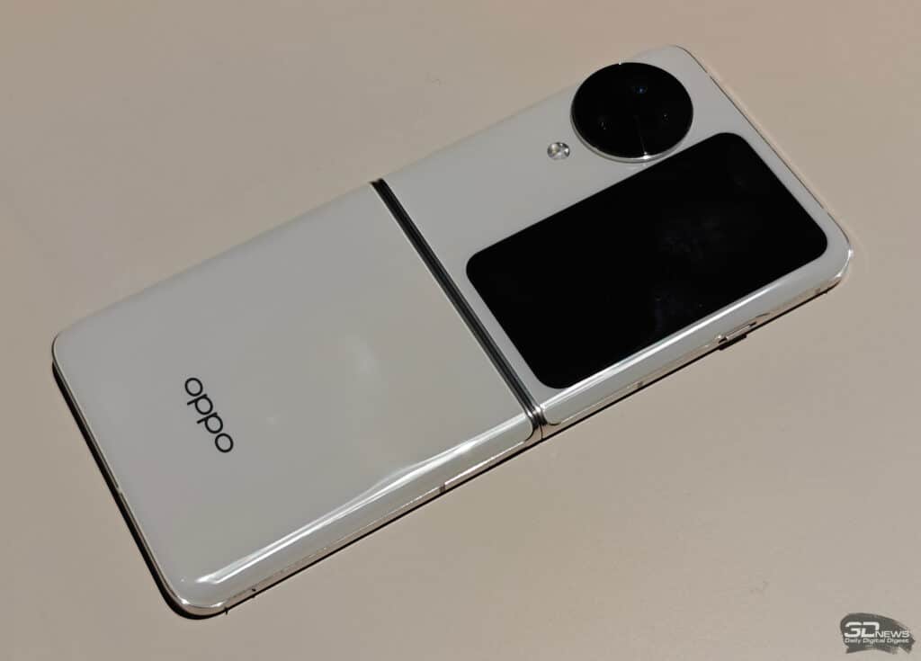 Oppo представи глобалната версия на Find N3 Flip с тройна камера, 3-инчов външен дисплей и цена от 90