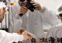 Учените за първи път промениха посоката на лазерен лъч във въздуха с помощта на ултразвук