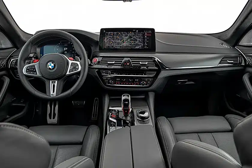 Да подредим поколенията на BMW M5 от най-лошото до най-доброто