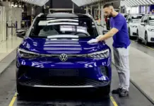 Марката Volkswagen „вече не е конкурентоспособна“ по думите на нейния главен изпълнителен директор и трябва да съкращава работници