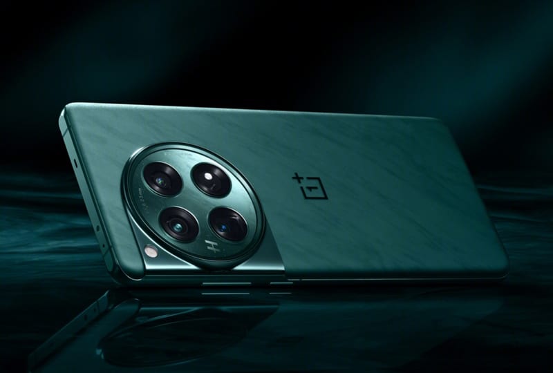 OnePlus 12 бе показан в официални изображения – 3 цвята и леки промени в дизайна