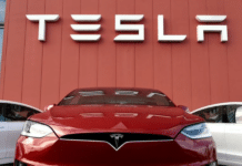 Tesla съди шведското правителство – пощаджии блокират доставките на регистрационни табели