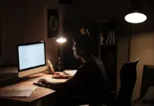 Новите светодиоди със синя светлина не нарушават биологичния часовник