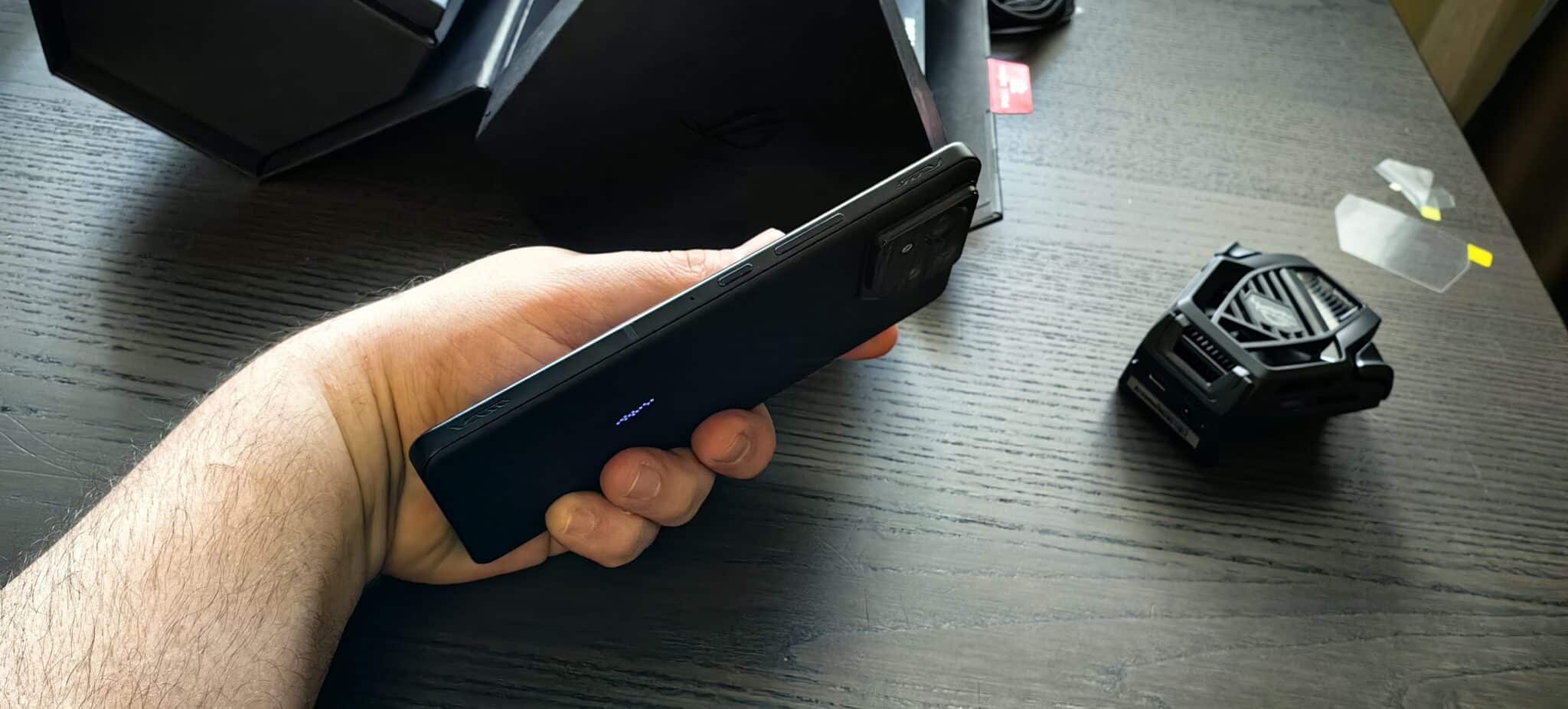 Asus ROG Phone 8 Pro – мощен и стилен геймърски смартфон