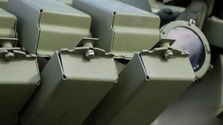 Ето как всъщност танковете отблъскват куршуми и снаряди