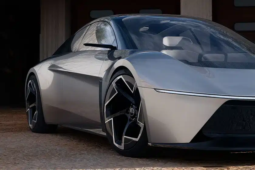 Chrysler Halcyon достига равнище на автономност 4 и се зарежда безконтактно, от самия път