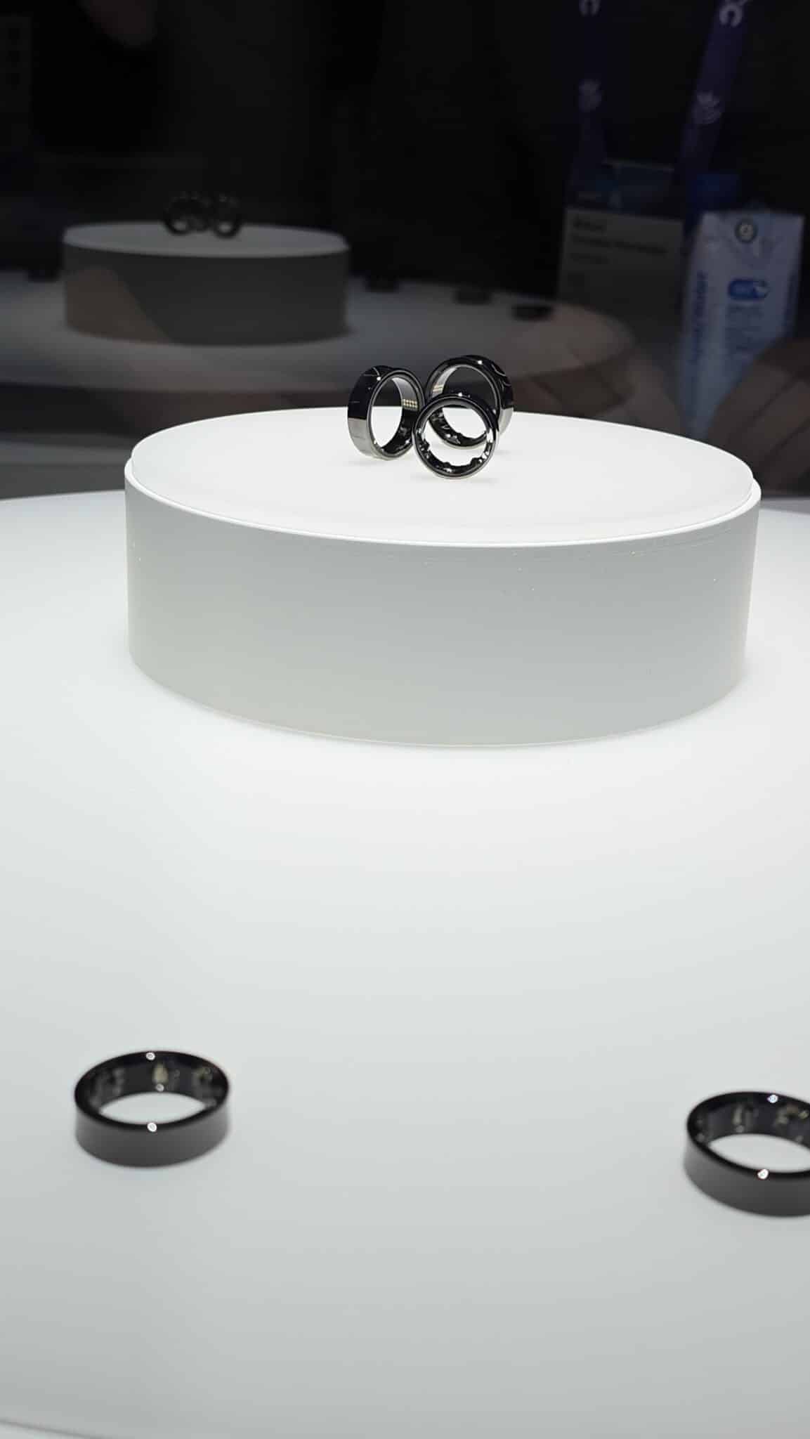 Samsung разкри умния пръстен Galaxy Ring – той ще измерва „жизнеността“ на човека