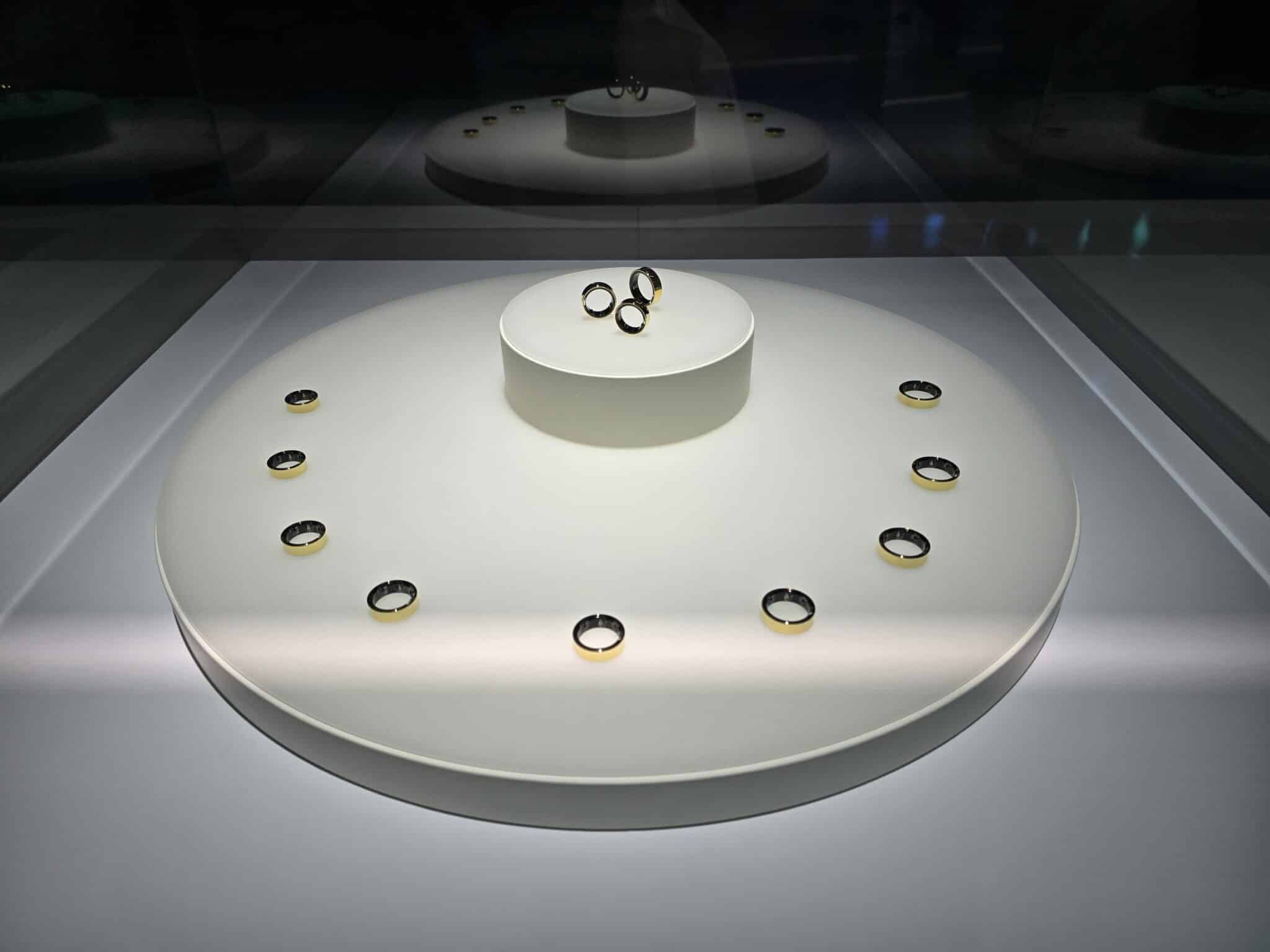 Samsung разкри умния пръстен Galaxy Ring – той ще измерва „жизнеността“ на човека