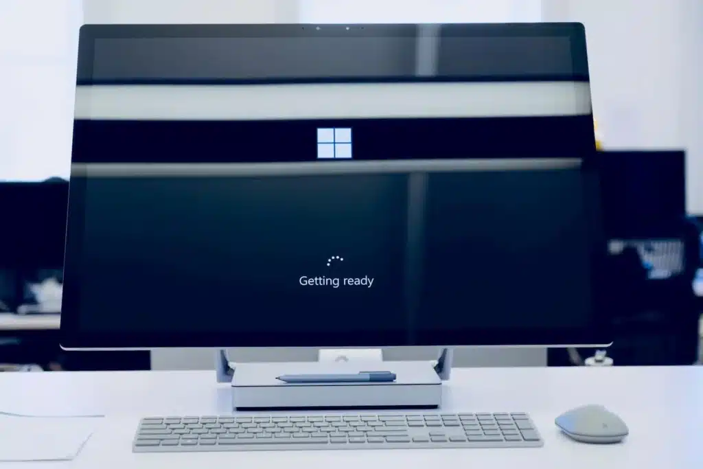 Нещо ново: Microsoft тества инсталирането на актуализациите на Windows 11 без необходимост от рестартиране
