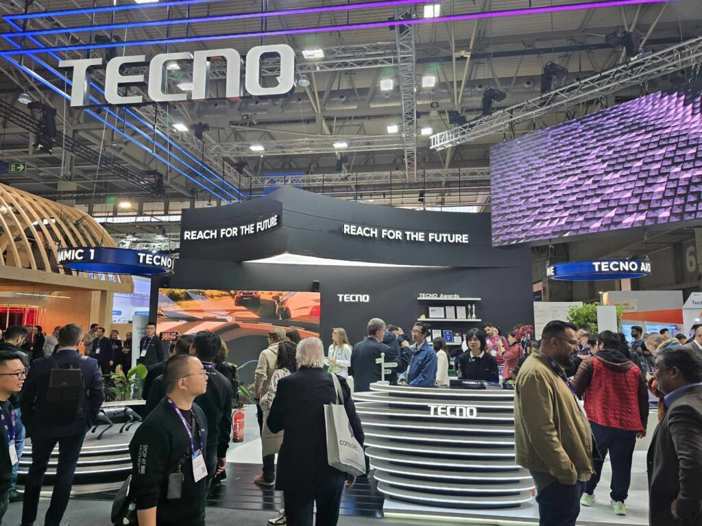 Tecno представи Pocket Go – първата в света портативна гейминг конзола с AR очила вместо екран