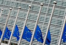 Нови санкции: ЕС забранява доставката на процесори, трансформатори, смартфони и редица други електронни устройства за Русия