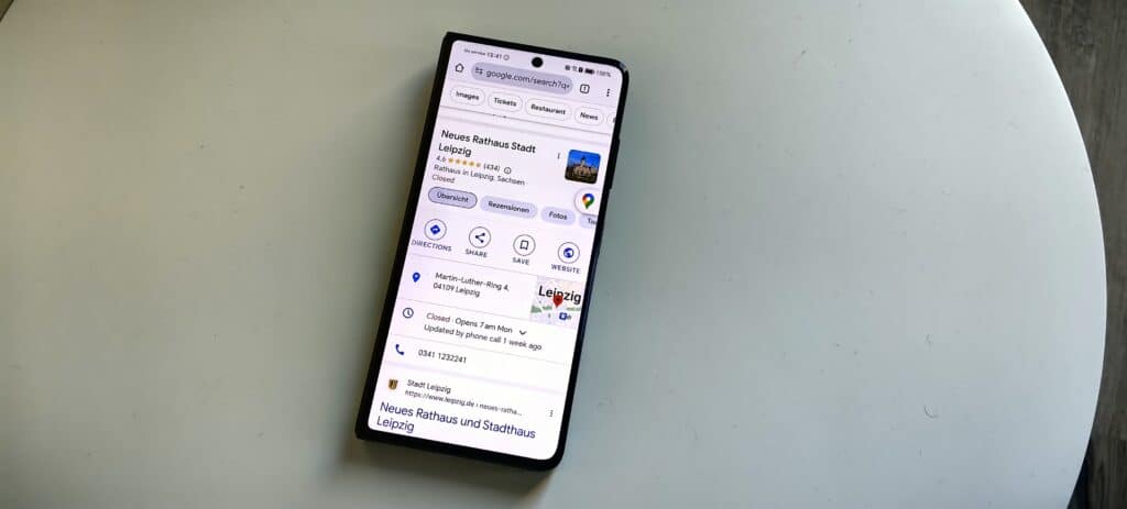 Honor Magic V2 – най-тънкият в своя клас