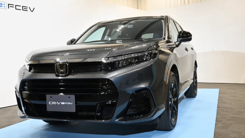 Honda представи първия водороден кросоувър, който може да се зарежда от електрическата мрежа