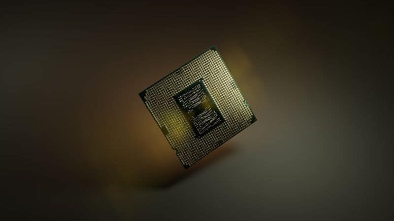 Intel разкри 34 уязвимости в сигурността на своя фърмуер и софтуер