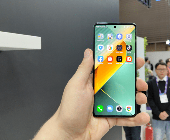 Tecno представи Pova 6 Pro 5G: достъпен смартфон с 6,8-инчов AMOLED екран и 6000 mAh батерия