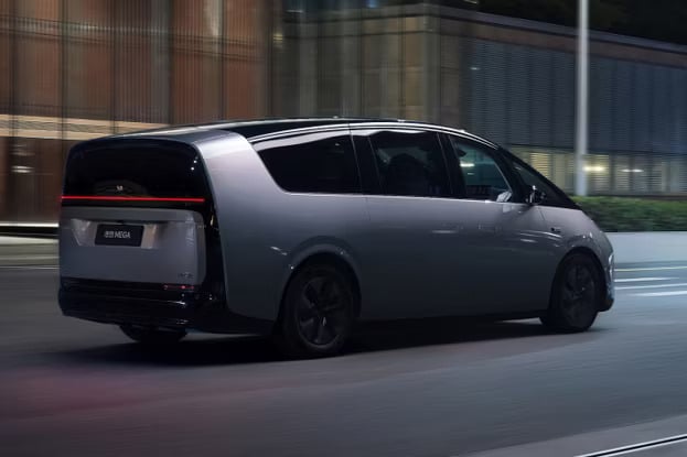 „Мегаванът“ на Li Auto осигурява три реда лукс за по-малко от 80 хил. долара