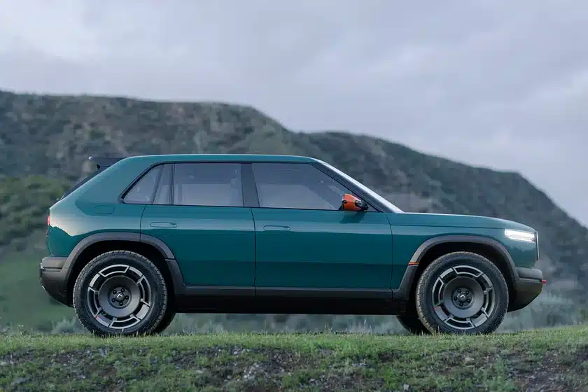 Мнение: Rivian R3X е духовен наследник на Lancia Delta Integrale.