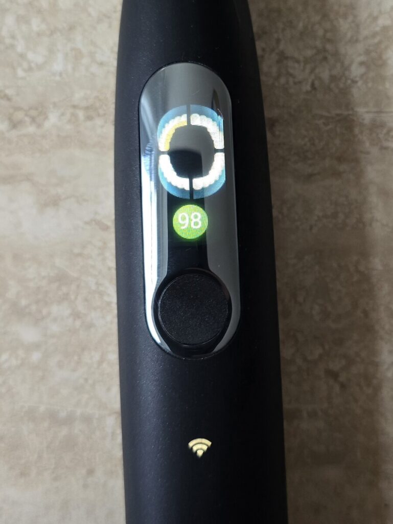 Четката за зъби Oclean X Ultra S WiFi Smart Sonic е алтернатива на Philips-Sonicare, но предлага WLAN, AI и сензорен екран