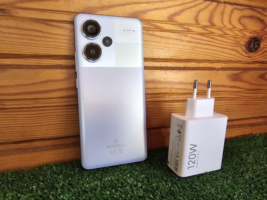 Xiaomi Redmi Note 13 Pro+: Най-добрият смартфон в своя клас?