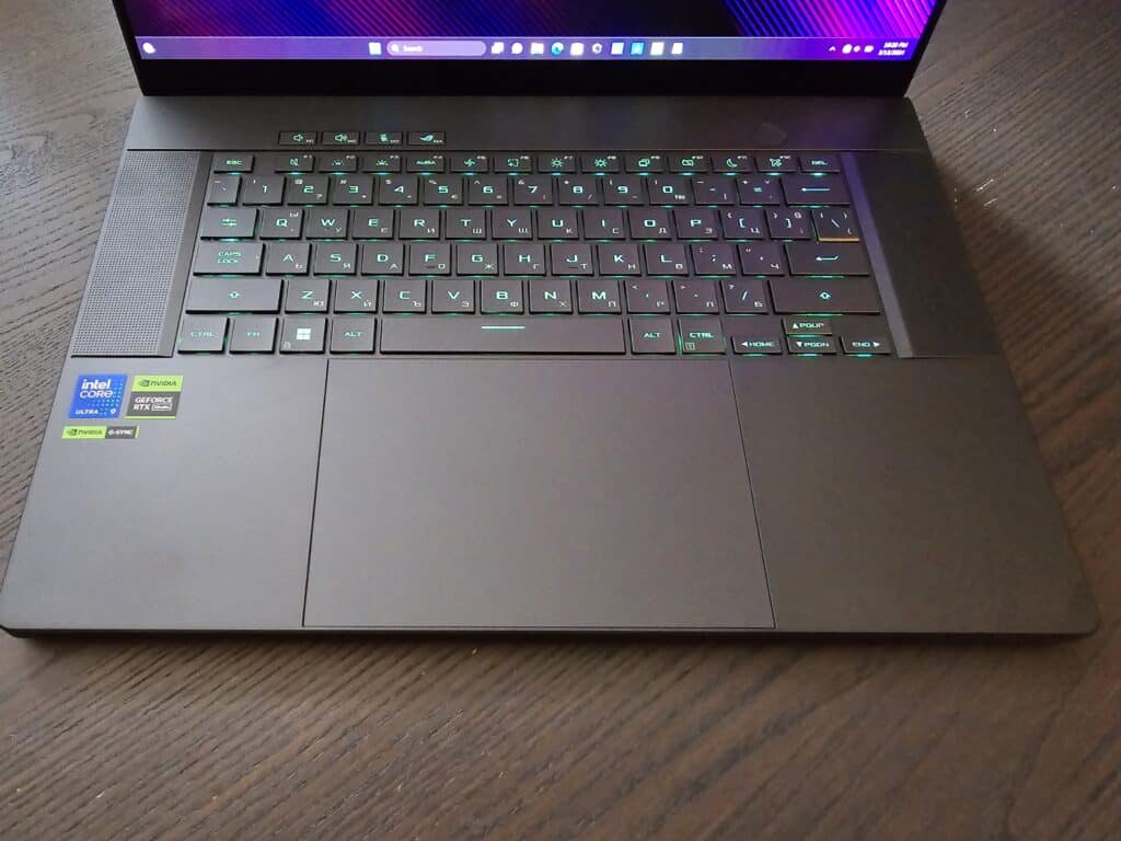 ROG Zephyrus G16 (GU605): Мощност, прецизност и елегантност