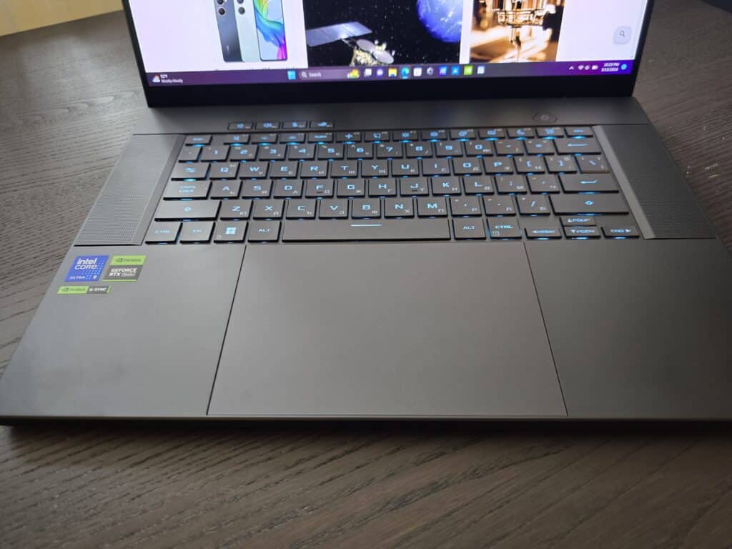 ROG Zephyrus G16 (GU605): Мощност, прецизност и елегантност