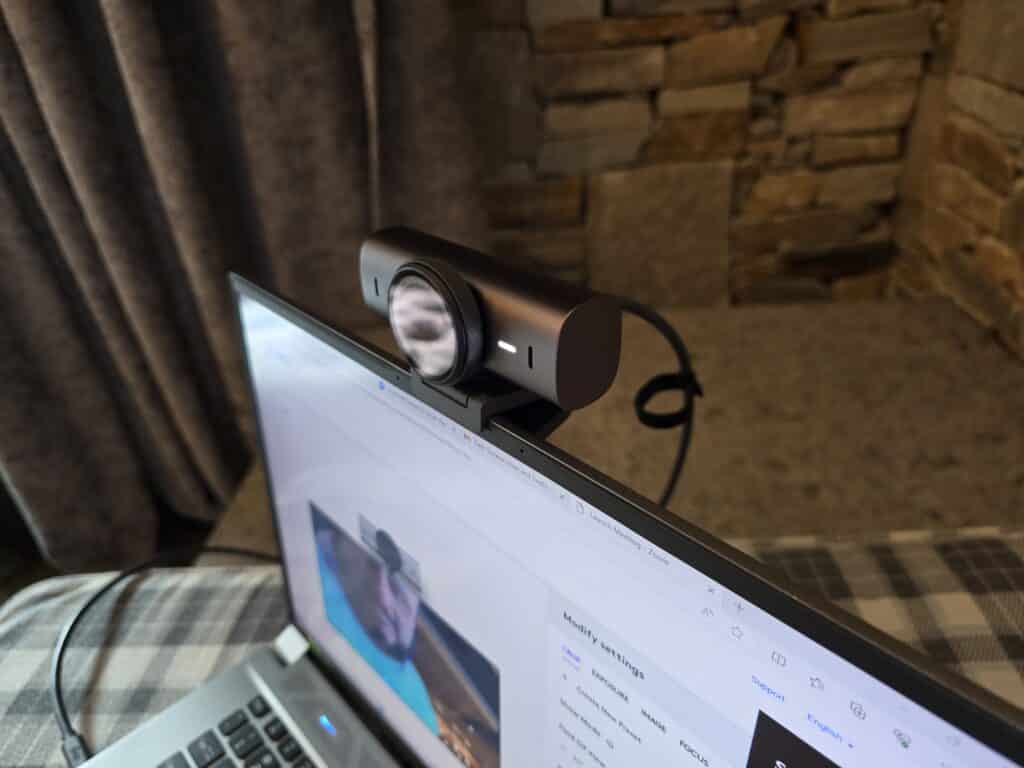 Logitech MX Brio качва видео комуникацията ви на следващо ниво