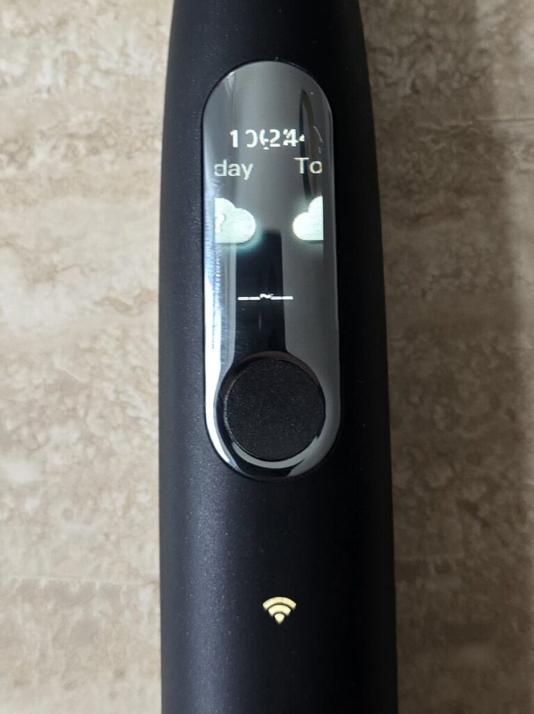 Четката за зъби Oclean X Ultra S WiFi Smart Sonic е алтернатива на Philips-Sonicare, но предлага WLAN, AI и сензорен екран