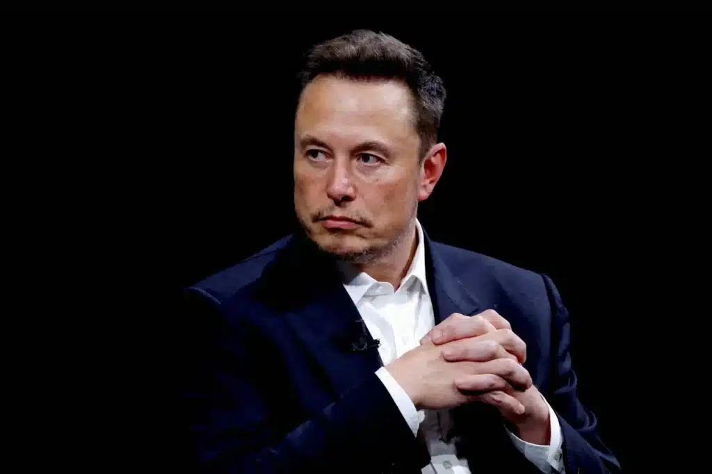 Ексклузивно: SpaceX на Мъск изгражда шпионска сателитна мрежа за американската разузнавателна агенция