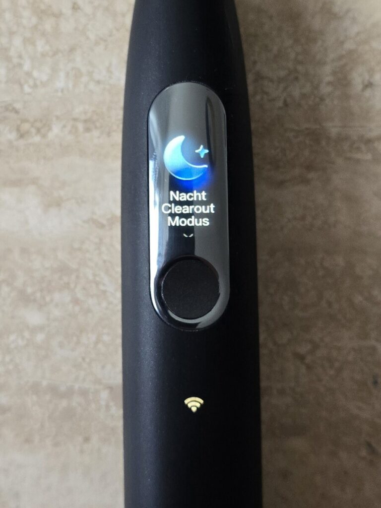 Четката за зъби Oclean X Ultra S WiFi Smart Sonic е алтернатива на Philips-Sonicare, но предлага WLAN, AI и сензорен екран