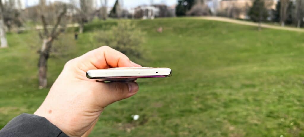 Honor Magic6 Lite залага на брилянтен екран, висока резолюция и издръжлива батерия